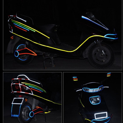 Cuộn băng keo - Miếng Dán Phản Quang Cho Xe Đạp, xe máy