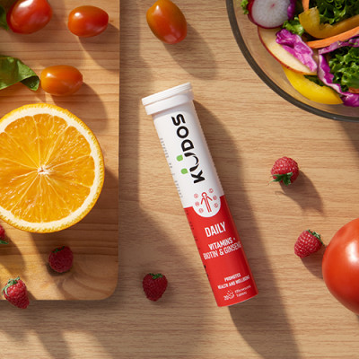 Thực phẩm bảo vệ sức khỏe KUDOS DAILY VITAMINS PLUS BIOTIN & GINSENG (20 viên/tuýp)