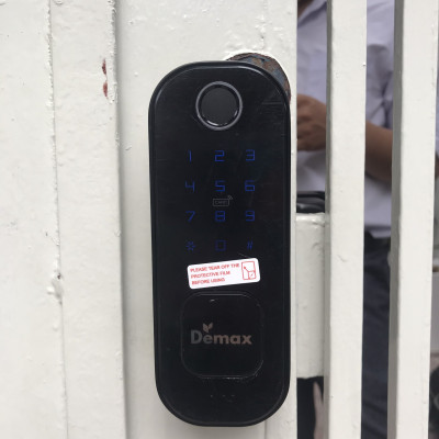 Khoá cửa cổng chống nước DEMAX SL602WP-APP