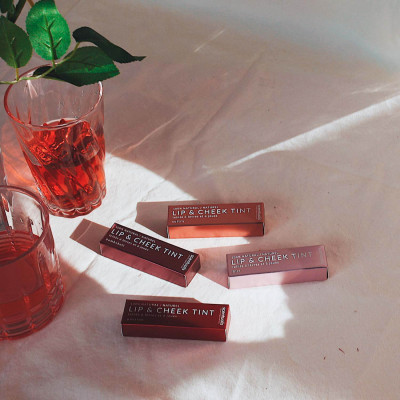 Son Dưỡng Cá Tính Lip Moisturizer Bombshell Scentuals (5g)