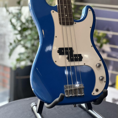 Chân, giá đỡ đàn guitar chắc chắn VInes