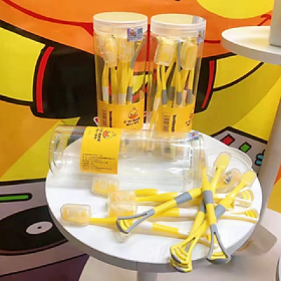 Hộp 8 bàn chải đánh răng Du lịch 2 in 1 hình vịt đáng yêu - Hàng chính hãng