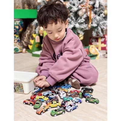 Combo hộp 30 xe ô tô đồ chơi  , nhỏ nhắn xinh xắn , nhiều màu sắc 