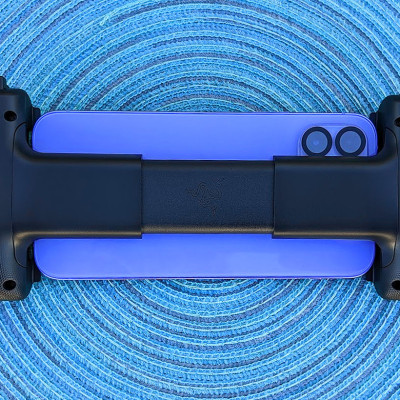 [Mới, hàng chính hãng] Tay cầm điện thoại Razer Kishi V2-Gaming Controller for iPhone