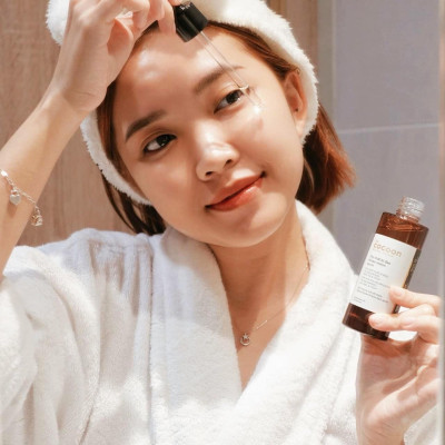 Combo Tinh chất bí đao sạch mụn cocoon 70ml + Son dưỡng dầu dừa Bến Tre cocoon 5g