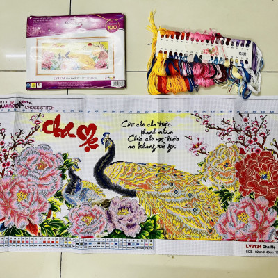 Tranh thêu chữ thập Cha mẹ LV3134, kích thước 92 x 43 cm