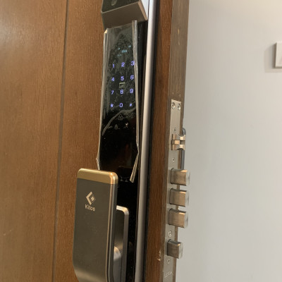 Khoá cửa thông minh Kitos KT-X6 có camera
