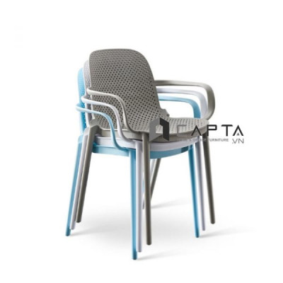 Ghế ăn nhựa đúc nguyên khối màu xanh dương CC1544A-S Nội thất Capta Ghế cafe ngồi ngoài trời nhựa PP màu xanh dương có tay tựa xếp chồng