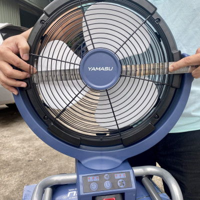 QUẠT BÀN CHẠY ĐIỆN PIN 21V 30CM YMS-M330 YAMASU - HÀNG CHÍNH HÃNG