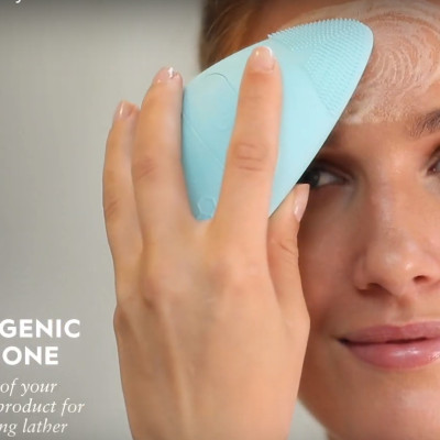 Máy rửa mặt USA Silicone kháng khuẩn công nghệ siêu âm, hút chân không HoMedics nhập khẩu USA