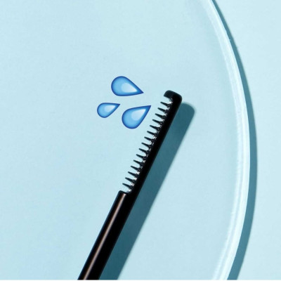 Bản Mini Mascara Tẩy Trang Dành Cho Mi Kissme Heroine Make Speedy Mascara Remover 4 mL