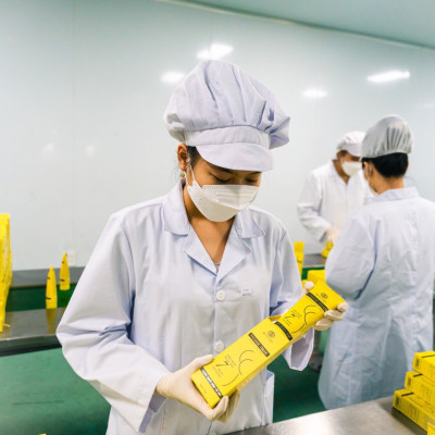 5h Kẹo mầm sâm tố nữ Xmax Mychi và Kem nở ngực siêu tốc Mychi Massage Cream