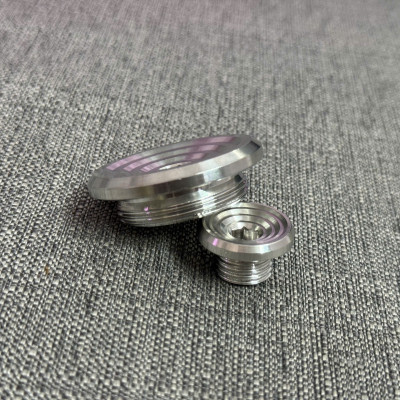 Ốc mâm lửa thái inox 304 gắn cho xe Honda và Yamaha