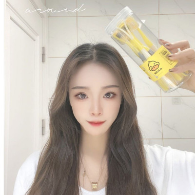 Hộp 8 bàn chải đánh răng Du lịch 2 in 1 hình vịt đáng yêu - Hàng chính hãng