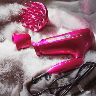 Máy Sấy Tóc Bổ Sung Platinum Collagen Và Nano Ion Tescom NTCD50 (CPN)