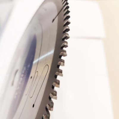 LƯỠI CẮT NHÔM 120 RĂNG đường kính phi Ø 300mm KYNKO MGG300120N