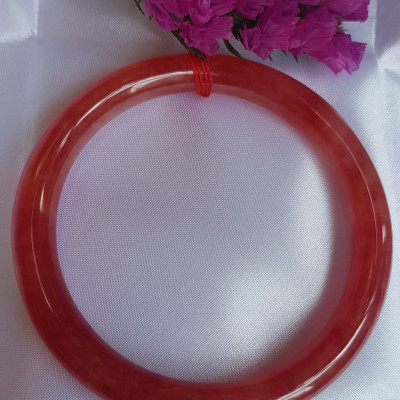Vòng Cẩm Thạch Đỏ đẹp A 58mm x cọng 8mm màu đỏ tươi sáng bóng mượt đỏ là màu chiến thắng chuẩn hợp nữ mạng hỏa mạng thổ 55kg - 68kg đeo đẹp tay may mắn tốt sức khỏe công việc rực rỡ tài lộc ạ