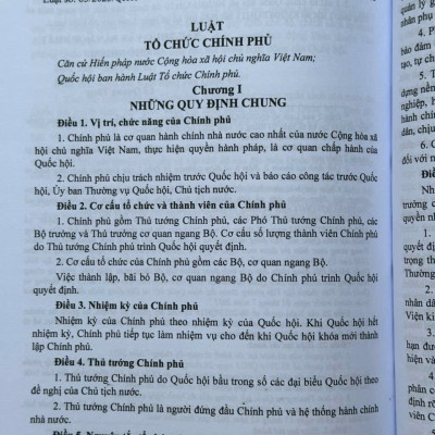 Sách Luật Cán Bộ, Công Chức 2025 – Các Văn Bản Quy Định Chi Tiết Thi Hành (V2616T)