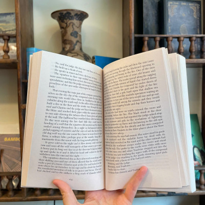 Sách - Blood Meridian by Cormac McCarthy/ Tiểu thuyết tiếng Anh/ Fiction/ English