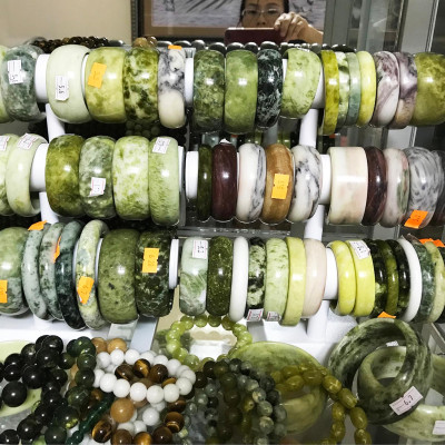 Vòng tay cẩm thạch bản 3cm màu xanh đen cho người mệnh Hỏa và Mộc. VONGNGOCXANH6.2cm