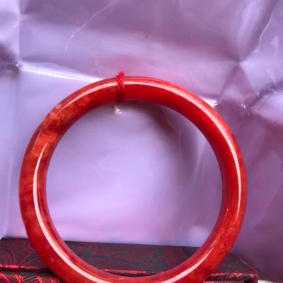 CHIẾC VÒNG SIZE 60MM TO ĐÁ CẨM THẠCH ĐỎ ĐẸP MÀU ĐỎ CAM TƯƠI BÓNG ĐẸP  HỢP MỆNH HỎA THỔ 58KG ĐẾN 69KG