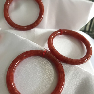 Vòng Cẩm Thạch Đỏ Đẹp A Ni 49mm x chột 7,5mm màu đỏ bông tươi sáng bóng đẹp nữ 45kg - 49kg đeo mệnh hỏa mệnh thổ đeo xuất sắc đẹp món quà tặng ý nghĩa ạ