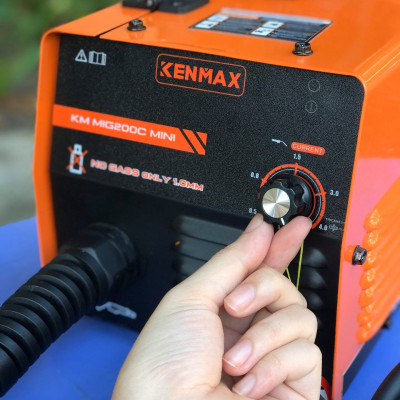MÁY HÀN MIG CHUYÊN DỤNG KHÔNG DÙNG KHÍ KENMAX 200C MINI- HÀNG CHÍNH HÃNG