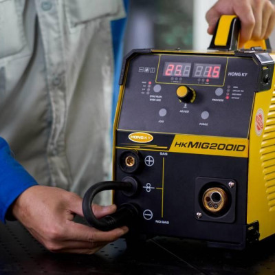 MÁY HÀN MIG KHÔNG DUNG KHÍ, QUE MMA, TIG DIGITAL 200 AMPE 200V HỒNG KÝ HKMIG200D - HÀNG CHÍNH HÃNG