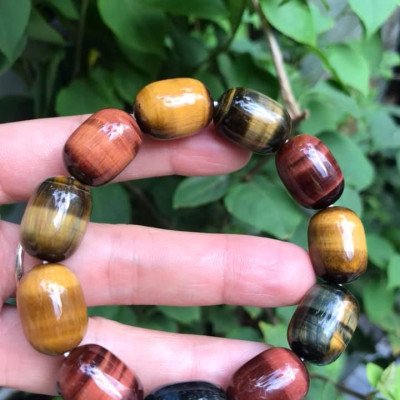 Vòng tay Nam Đá Thạch Anh Mắt Hổ SẮC MÀU LU BÓNG ĐẸP   Size hạt 13mmx Dài 18mm Hợp Nam Tất Cả Các Mệnh đeo đẹp sang ạ  100% đá thiên nhiên tốt ạ