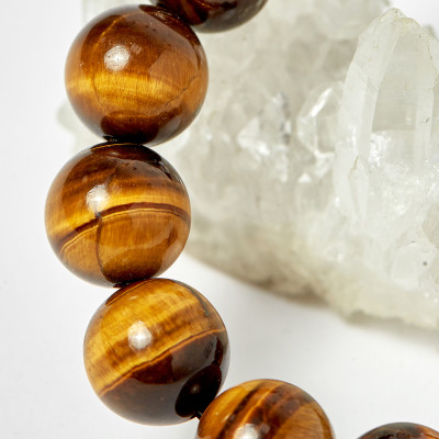 Vòng phật bản mệnh tuổi ngọ đại thế chí bồ tát thạch anh mắt hổ hạt 12mm mệnh thổ, kim - Ngọc Quý Gemstones