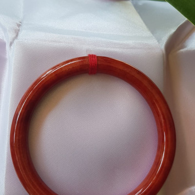 Vòng Tay Phong Thủy mới Đá Cẩm Thạch Đỏ Đẹp 60mm x cọng 8mm màu đỏ cam nhẹ đều đẹp nữ mệnh hỏa mệnh thổ 58kg - 70kg đeo hợp đẹp ạ