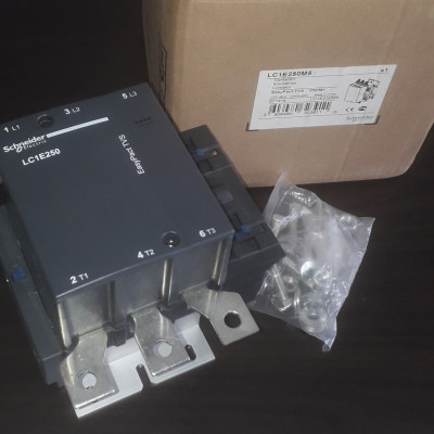 Khởi động từ LC1E250M5 Schneider 3P 250A coil 220Vac | Chính hãng |