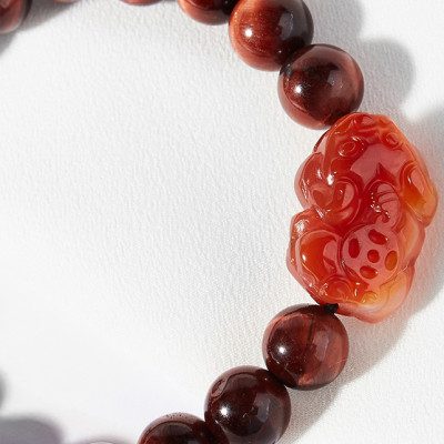 Vòng tay đá  thạch anh mắt hổ nâu đỏ phối tý hưu đá mã não đỏ Ngọc Quý Gemstone