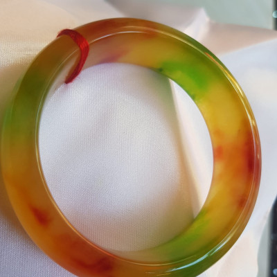 Vòng Tay Đá Cẩm Thạch Hẹ Bản 58 VĐX màu vàng đỏ xanh bóng đẹp Size 58mm x cao 18mm x dầy 8,5mm Nam Nữ mệnh Thổ mệnh Kim 57kg - 67kg đeo ạ