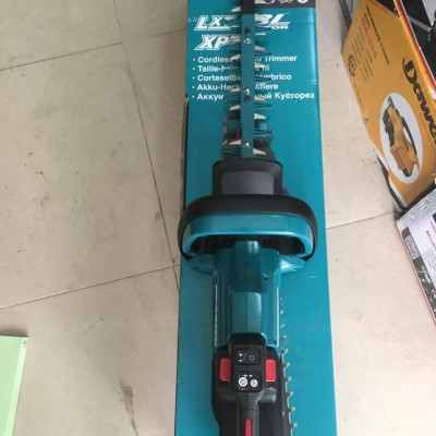 MÁY TỈA HÀNG RÀO DÙNG PIN 18V 520W MAKITA DUH501Z (KHÔNG KÈM PIN VÀ SẠC) - HÀNG CHÍNH HÃNG