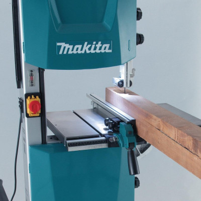 MÁY CƯA LỌNG BÀN 900W MAKITA LB1200F - HÀNG CHÍNH HÃNG