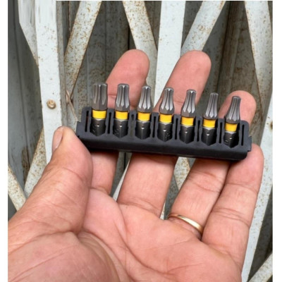 BỘ PHỤ KIỆN MŨI KHOAN VÀ VÍT 65 MÓN DEWALT DWACS65 - HÀNG CHÍNH HÃNG