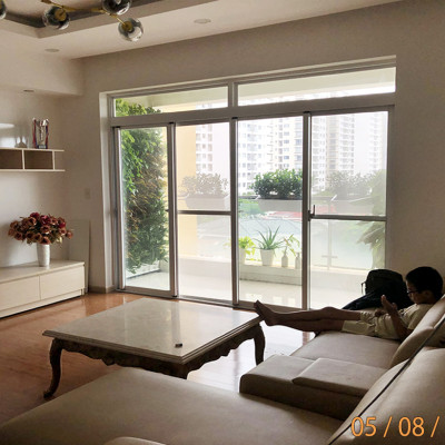 Chậu Trồng Cây Đứng kèm Hệ Thống Tưới Nhỏ Giọt  và bón Phân Cho Cây (Hàng Nhập Khẩu - Combo 8 Module)