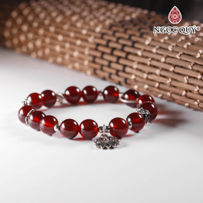 Vòng tay đá Garnet AAA mix charm bạc mệnh hỏa, thổ - Ngọc Quý Gemstones