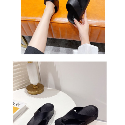 Dép nữ kiểu dáng dễ thương - DNU9068