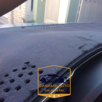 [VINFAST LUX SA2.0] Thảm Taplo 3 Lớp Dành Cho Xe VINFAST LUX SA2.0, Nhung Lông Cừu Và Da Vân Carbon Cao Cấp - Hàng Chính Hãng