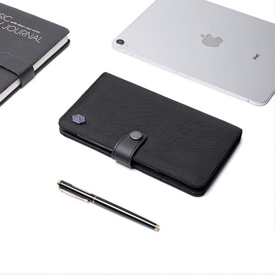 Ví nam cầm tay Arctic Hunter Q00010 dáng dài dập vân có nút bấm