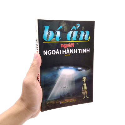 Bí Ẩn Người Ngoài Hành Tinh (2022)