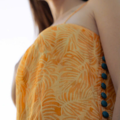 Đầm Hai Dây Suông, Đầm xẻ tà, Đầm Vàng Linen Kim Diệp thời trang thiết kế Hity