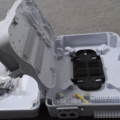 Tủ phối quang 24FO outdoor nhựa, lắp PLC 1*16 box, đầy đủ phụ kiện, Hàng nhập khẩu