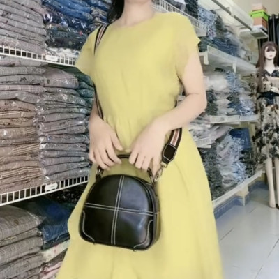 Đầm đuôi cá bất đối xứng suông nhẹ Myqlothing.