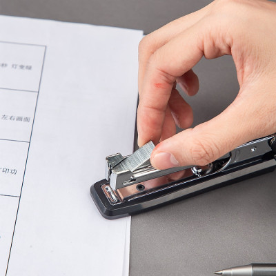 Bấm Kim Trung dùng ghim số 10-Deli 0229