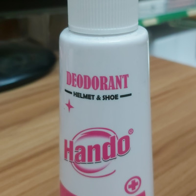 Chai xịt khử mùi mũ bảo hiểm, giày dép Hando 120ml