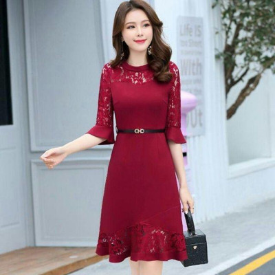 Đầm ôm body dự tiệc cao cấp phối ren