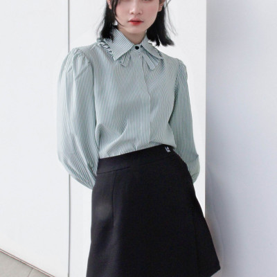 Chân váy vạt đắp xếp ly đen